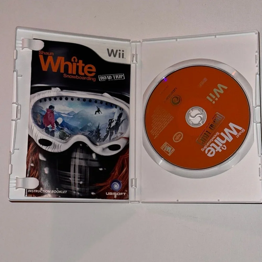WII Shaun White Snowboarding game